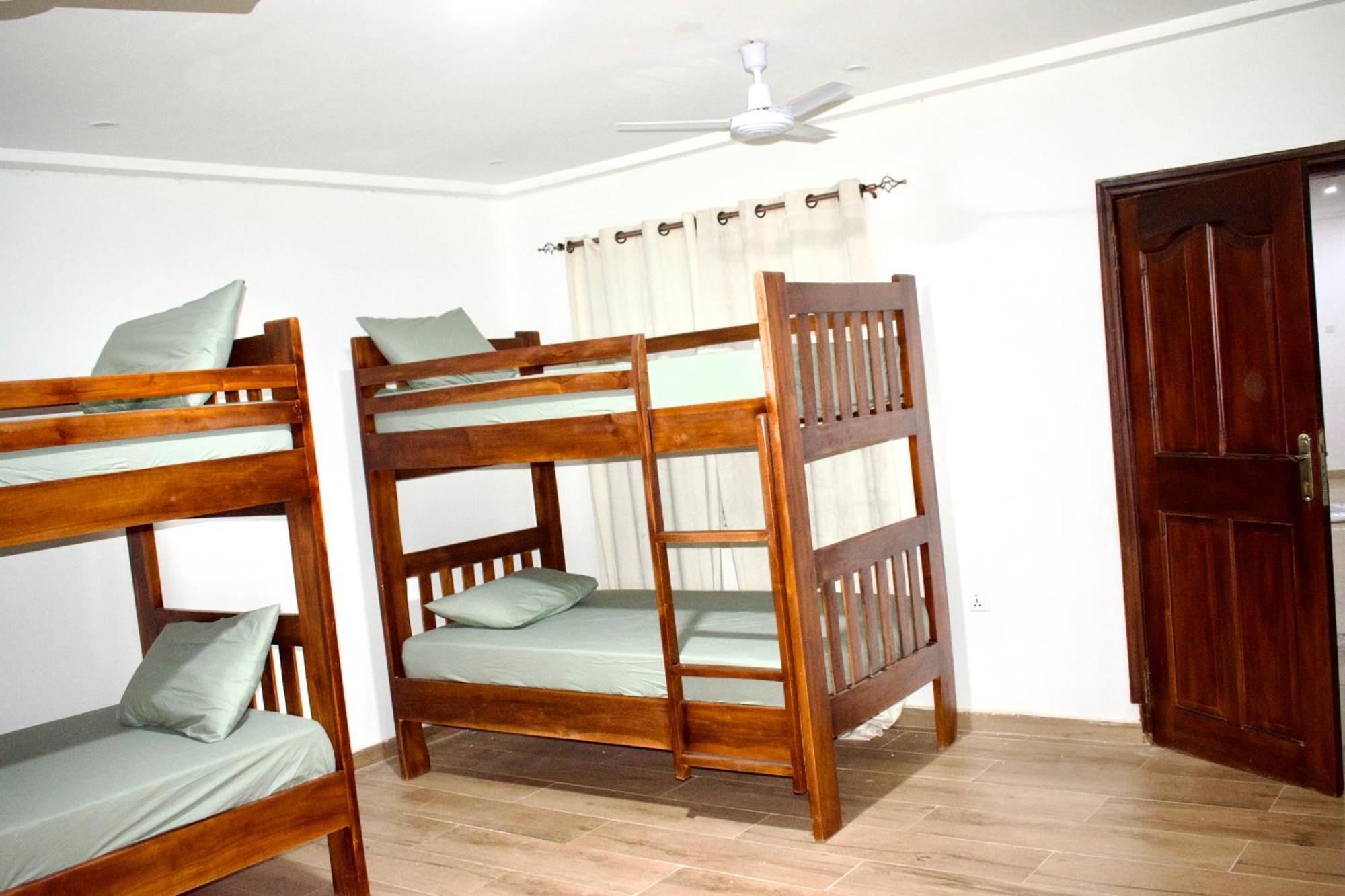 Tree House Hostel Tamale 外观 照片